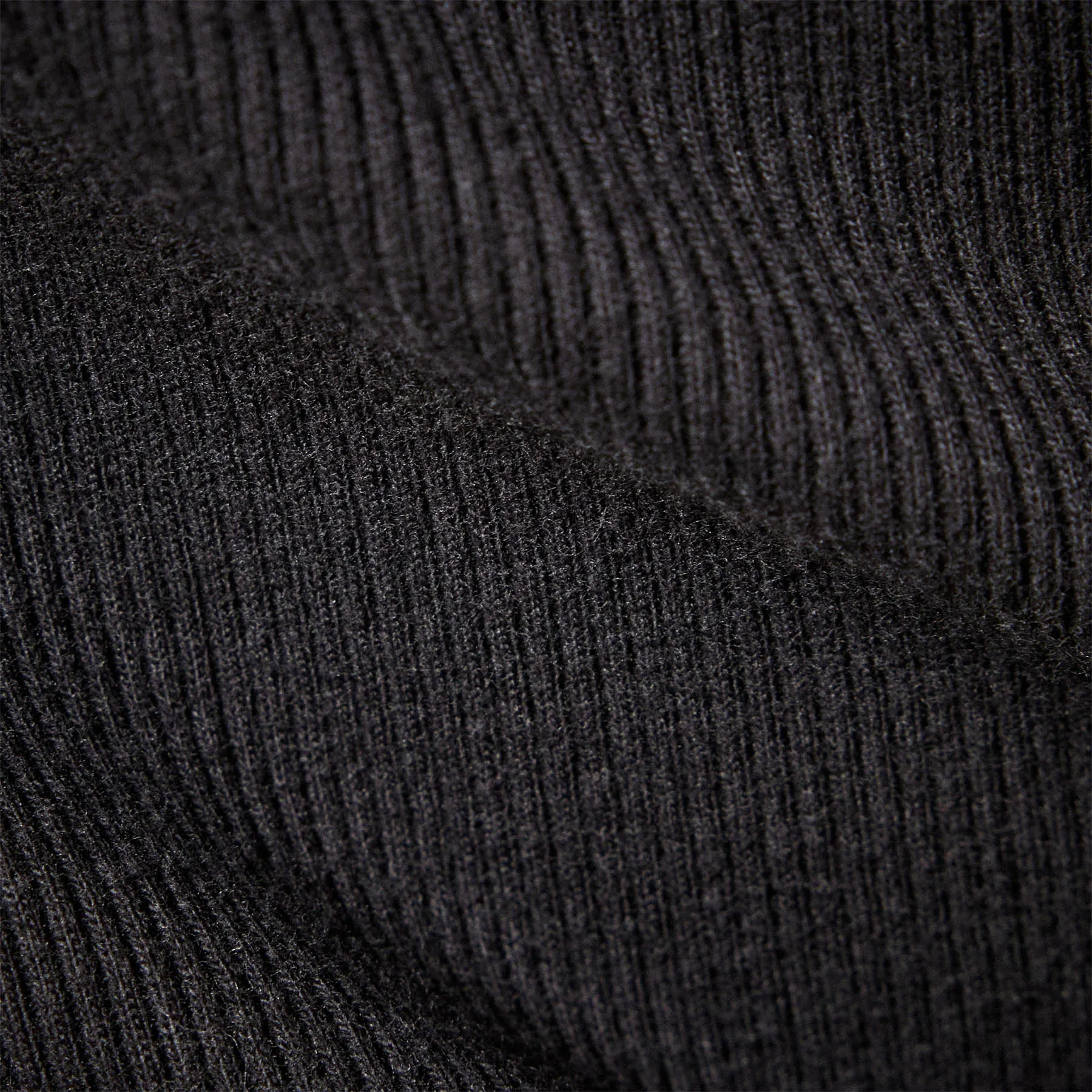 U Neck Short Sleeve  Tee - Black