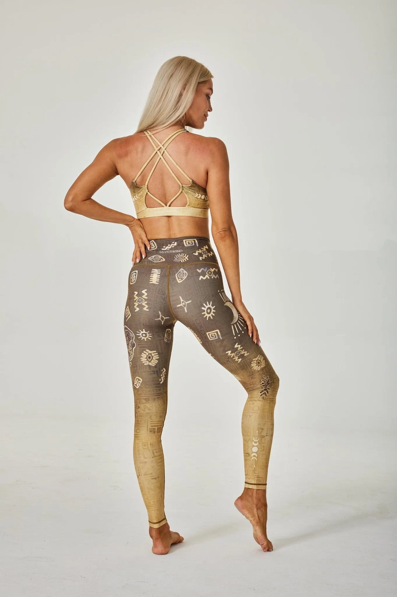 Women's Seamless High-Waisted Leggings with Sun and Moon Print – Stretch Yoga Tights for Fitness, Running, and Lounge