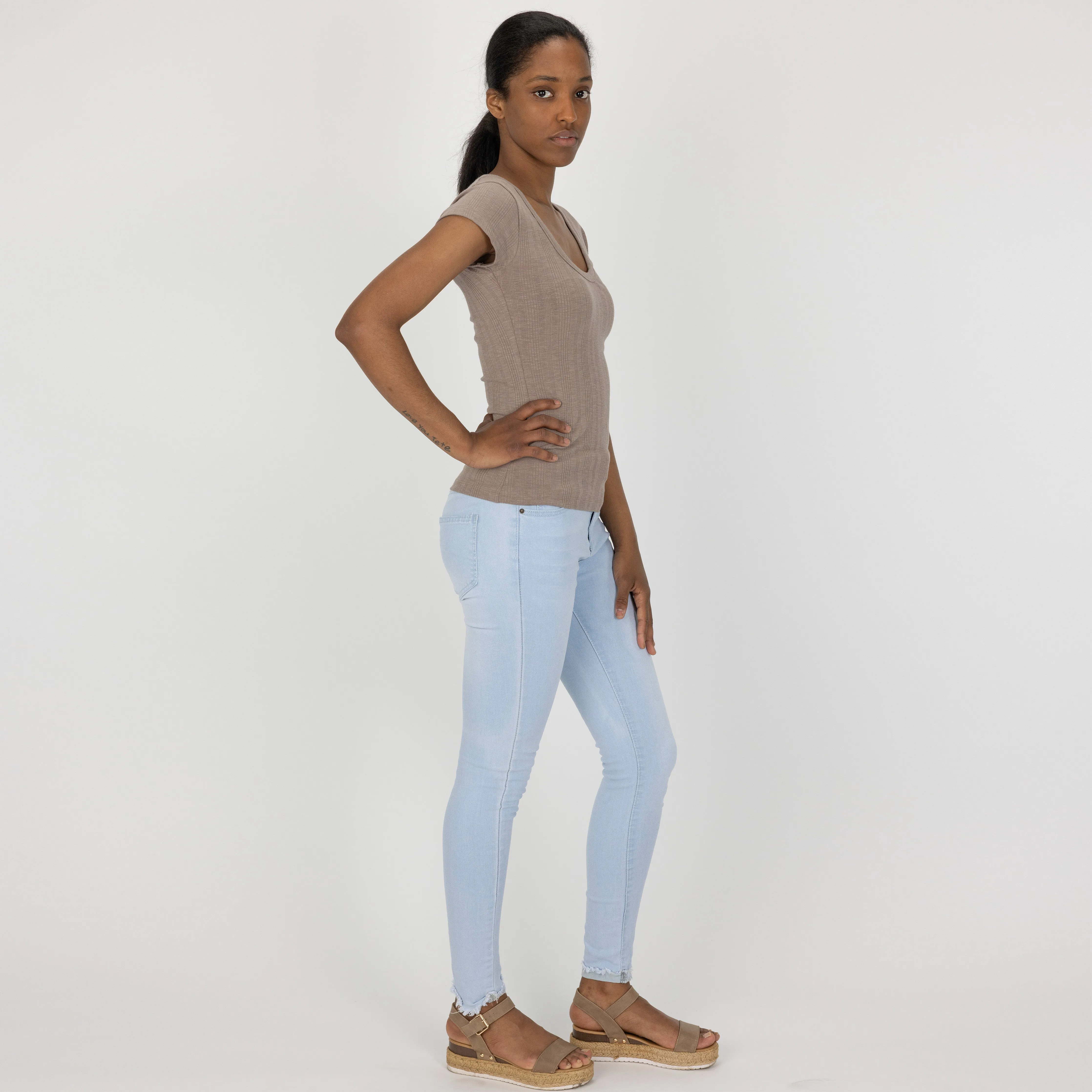 Womens Variegated Ribbed Cap Sleeve U-neck Tee - Fungi