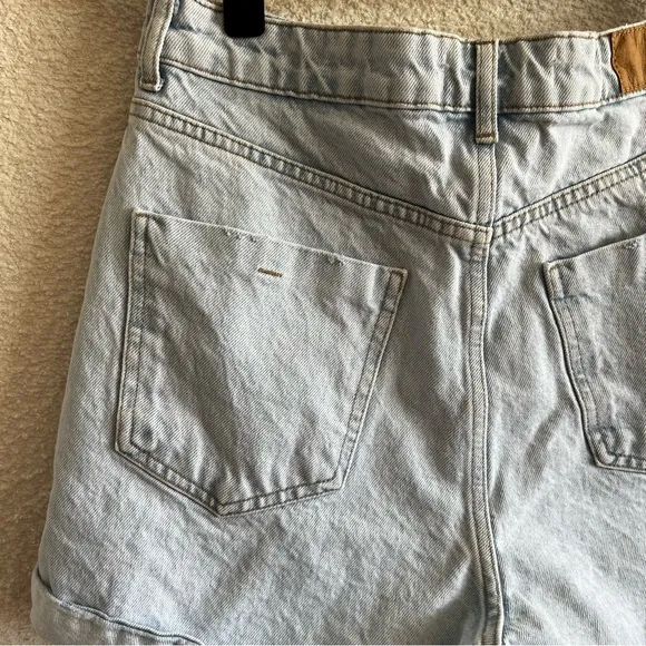 Zara Women’s‎ Light Wash Denim Jean Shorts 100% Cotton Size 10