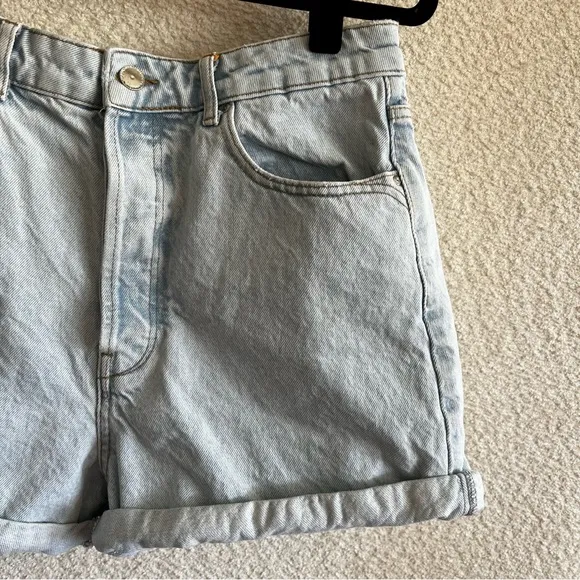 Zara Women’s‎ Light Wash Denim Jean Shorts 100% Cotton Size 10