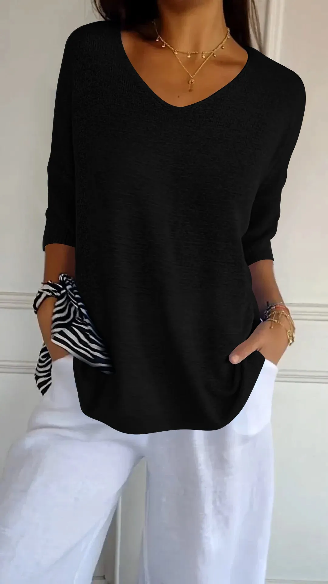 Zenaida | Knit Top with V-neck